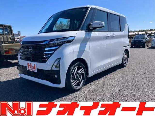NISSAN ROOX