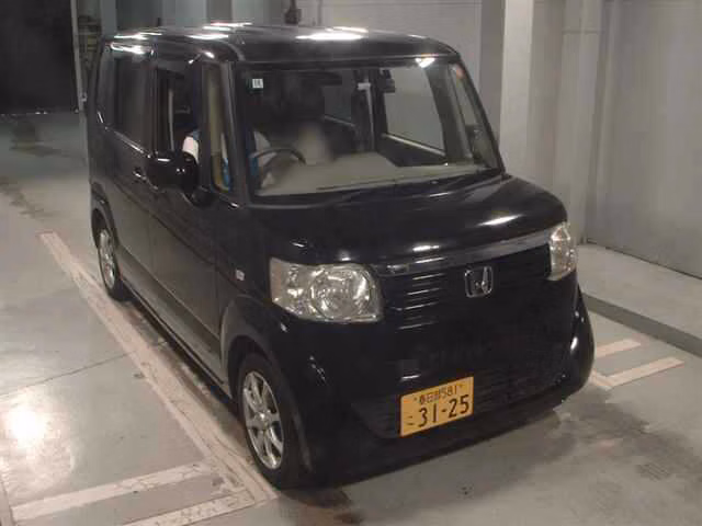 HONDA N-BOX