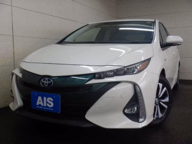 TOYOTA PRIUS PHV