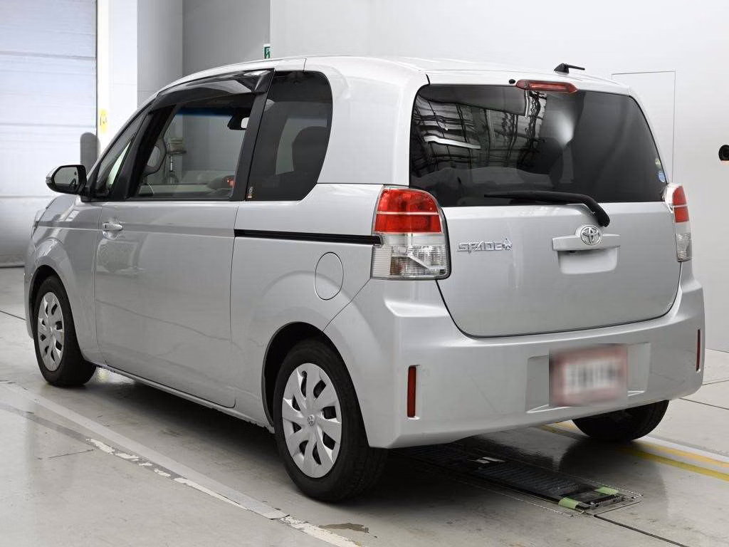 TOYOTA SPADE