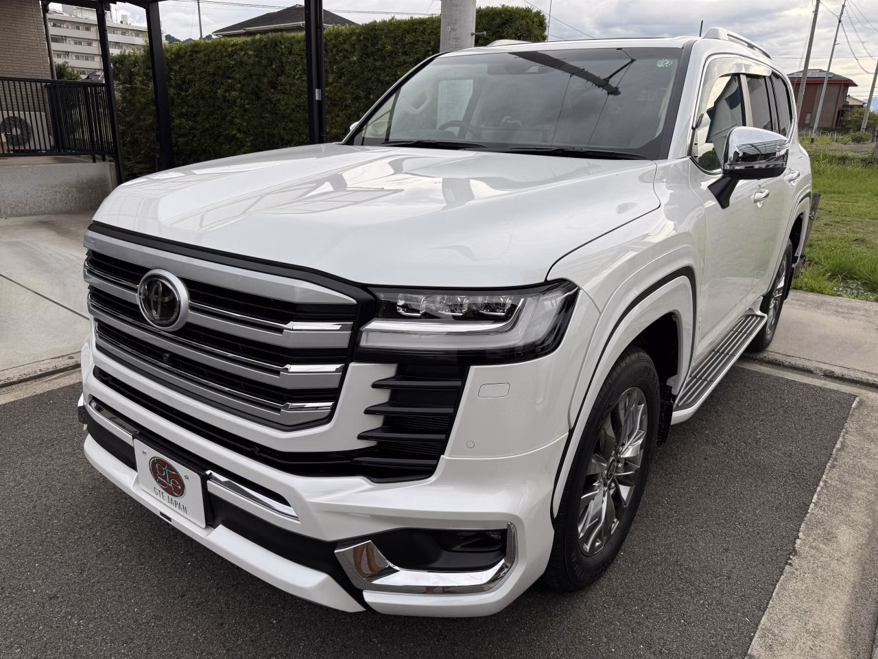 TOYOTA LAND CRUISER