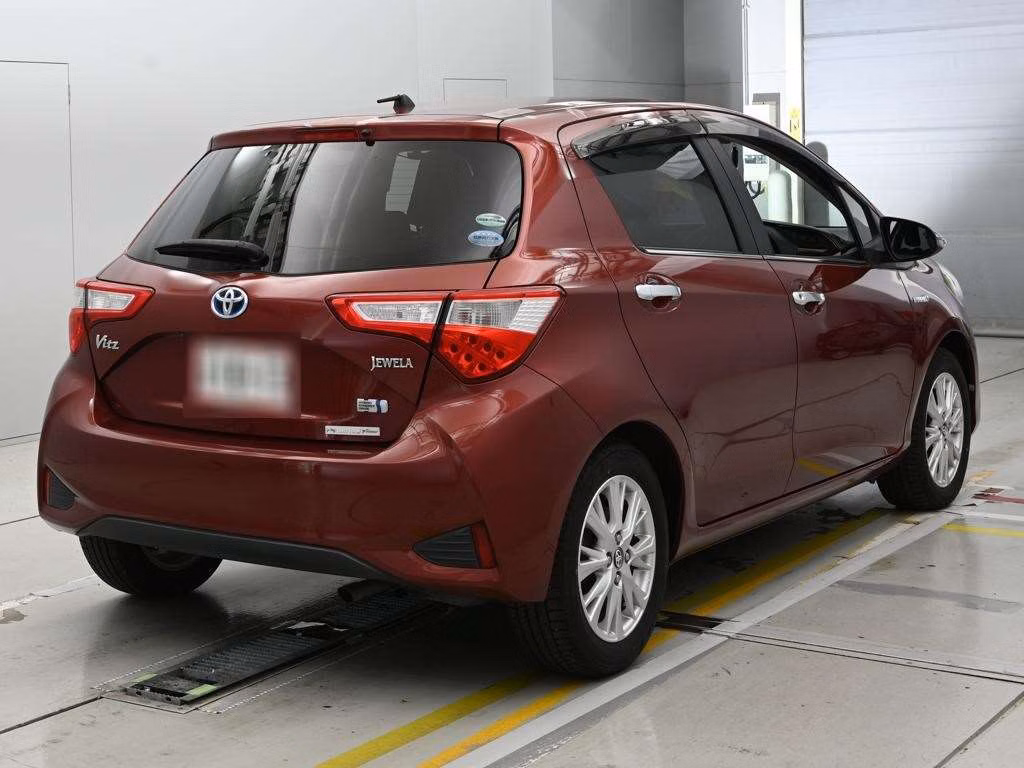 TOYOTA VITZ