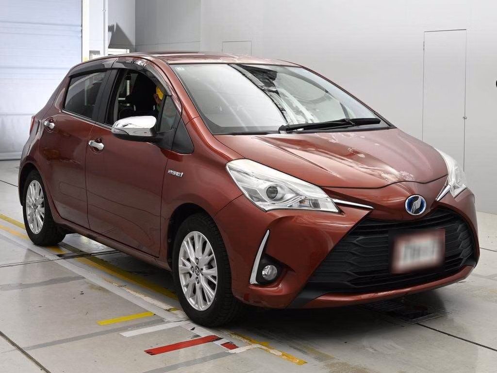 TOYOTA VITZ