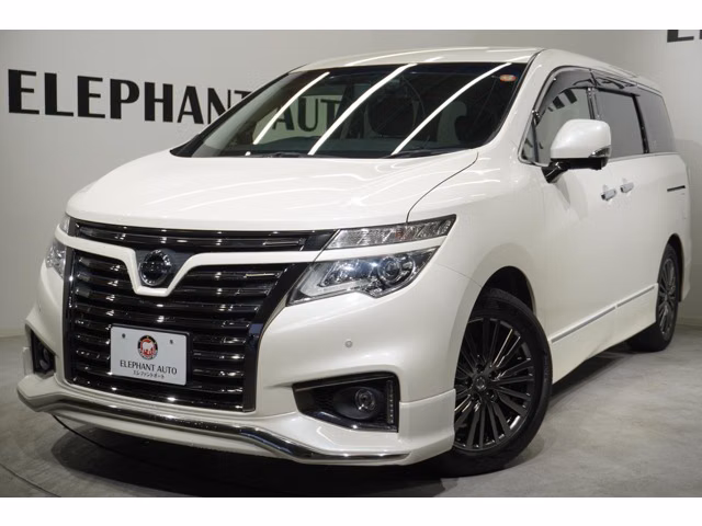NISSAN ELGRAND