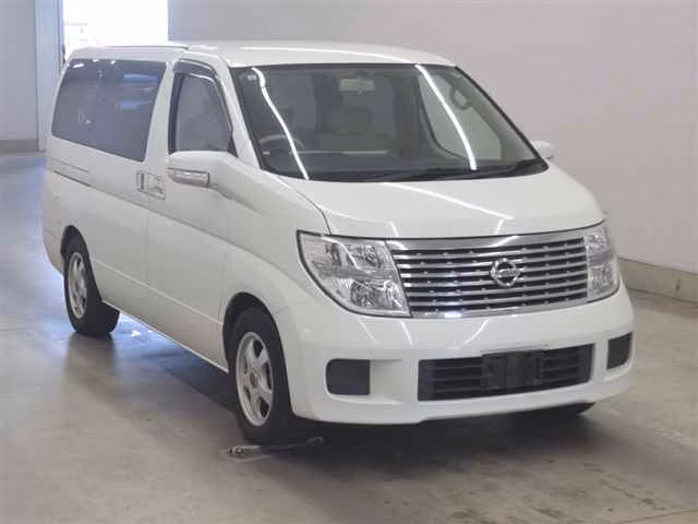 NISSAN ELGRAND