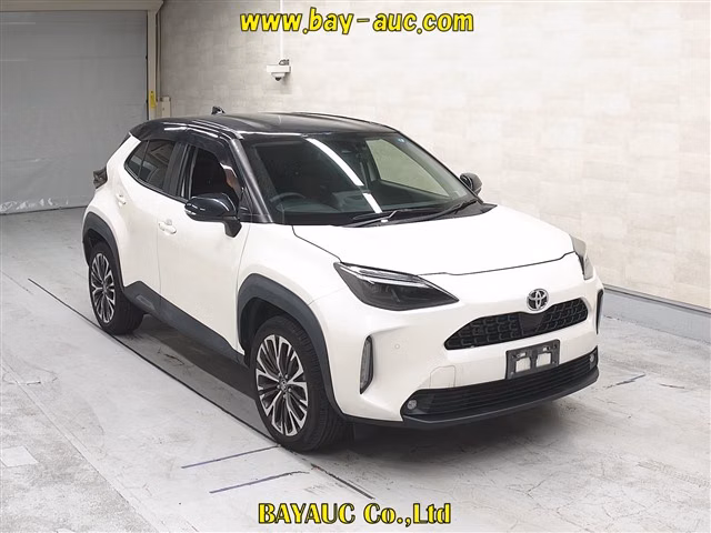 TOYOTA YARIS CROSS