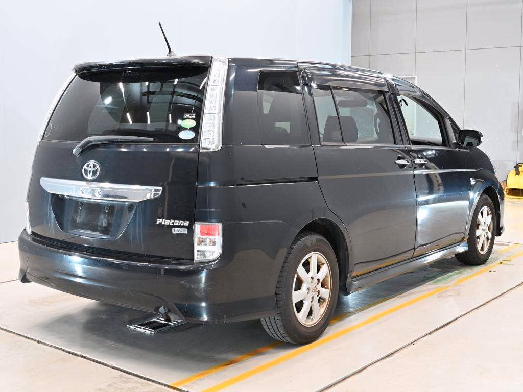 TOYOTA ISIS