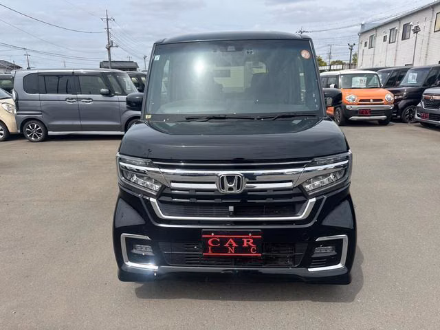 HONDA N-BOX