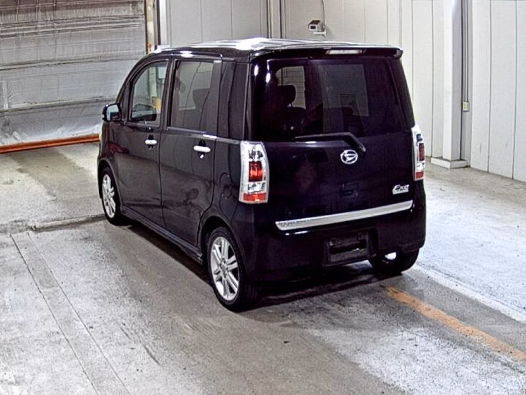 DAIHATSU TANTO EXE