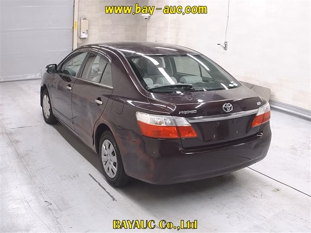 TOYOTA PREMIO
