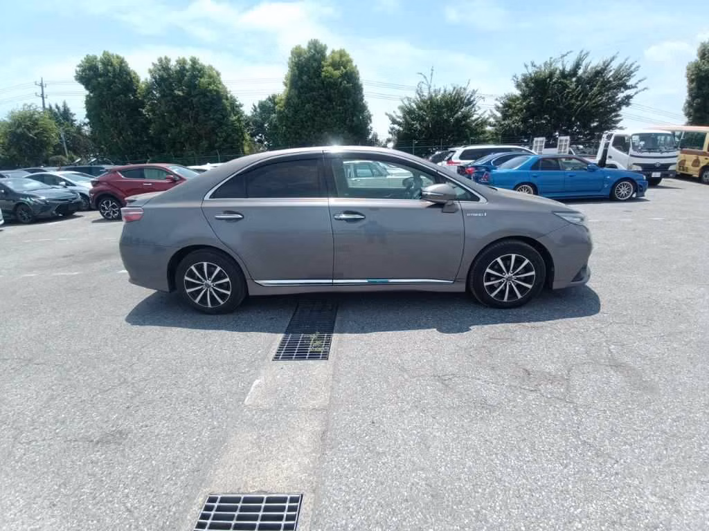 TOYOTA SAI