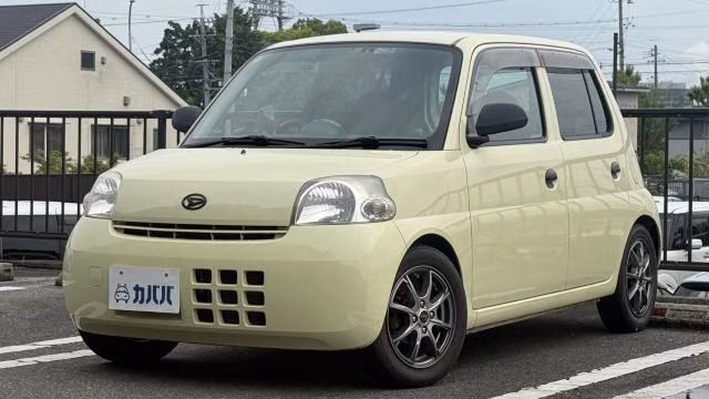 DAIHATSU ESSE