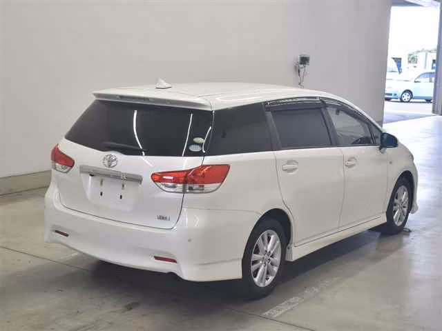 TOYOTA WISH
