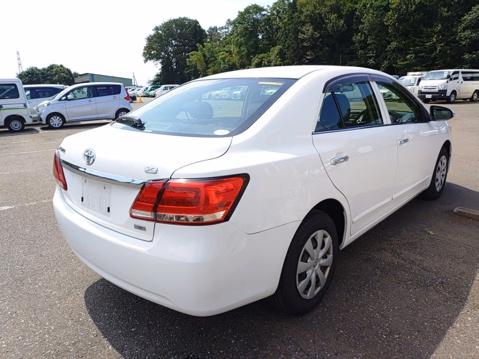 TOYOTA PREMIO