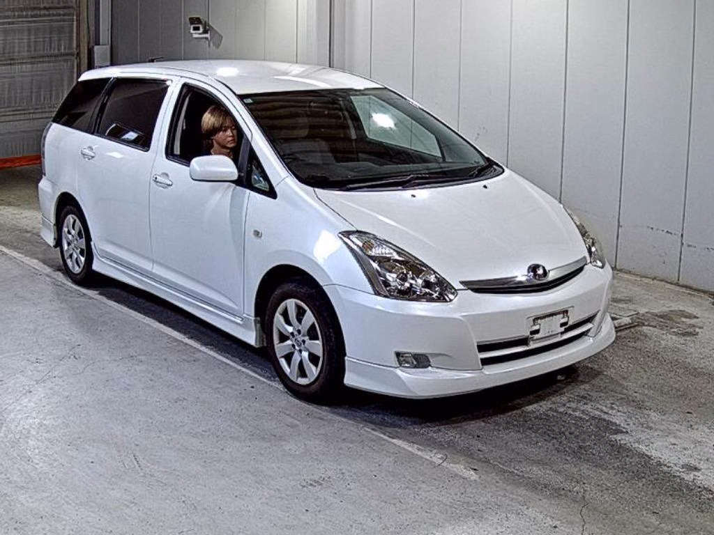 TOYOTA WISH