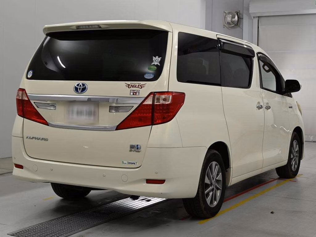 TOYOTA ALPHARD