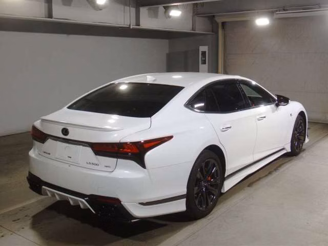 LEXUS LS500