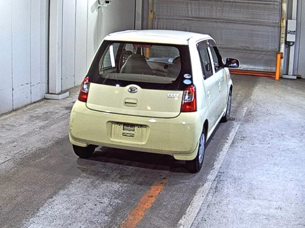 DAIHATSU ESSE