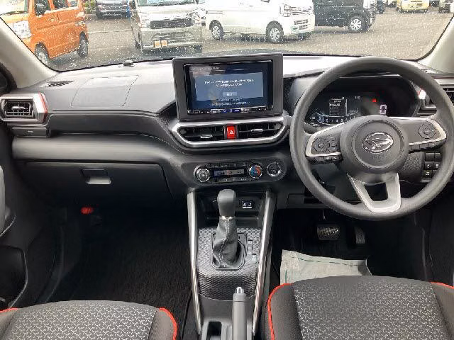 DAIHATSU ROCKY