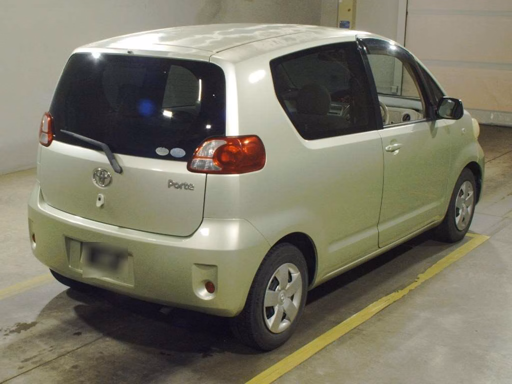 TOYOTA PORTE