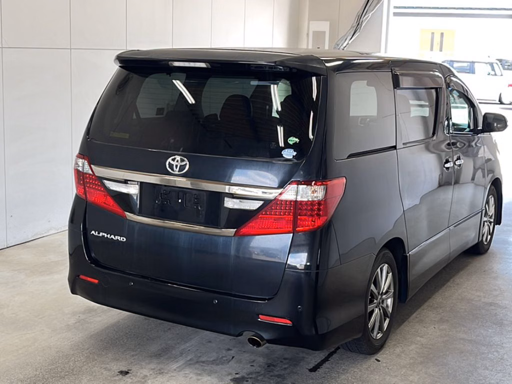 TOYOTA ALPHARD