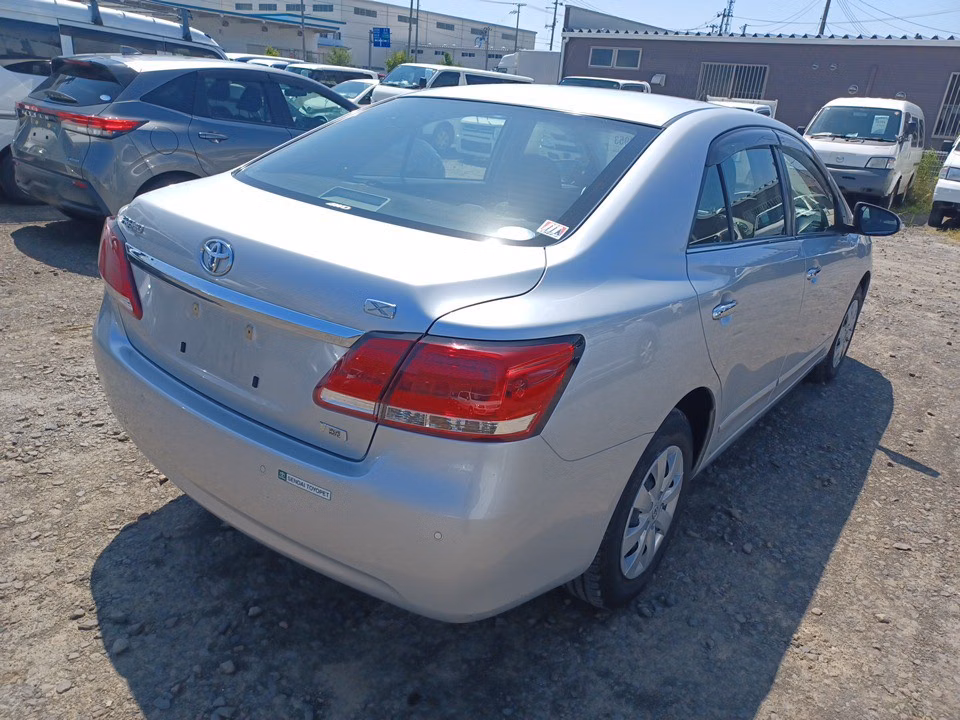 TOYOTA PREMIO