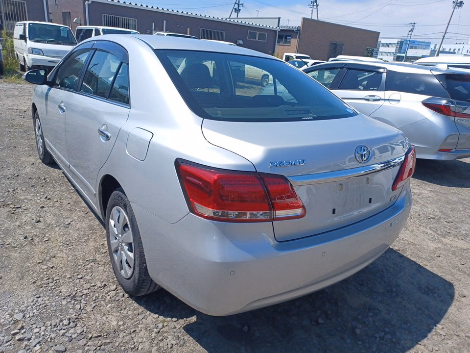 TOYOTA PREMIO