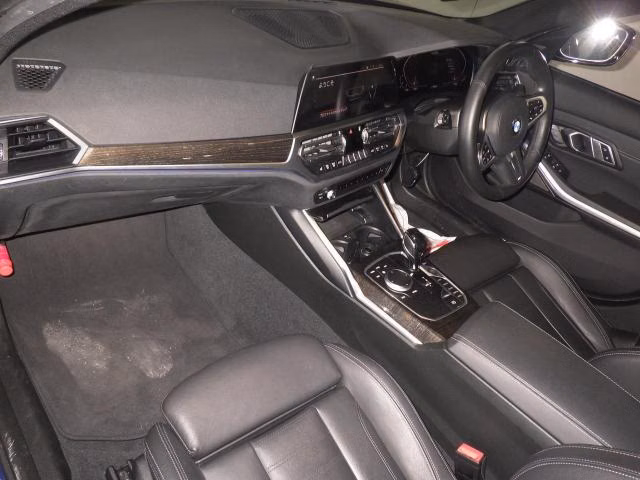 BMW 3-SERIES