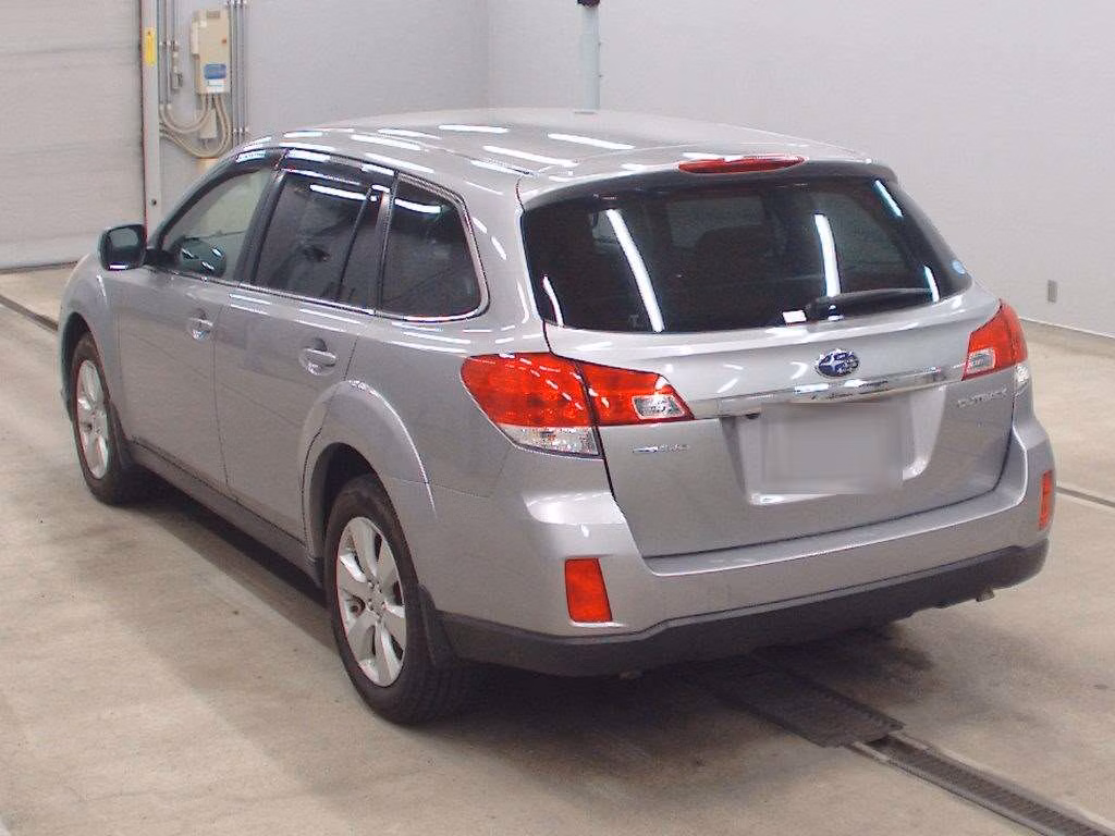 SUBARU OUTBACK
