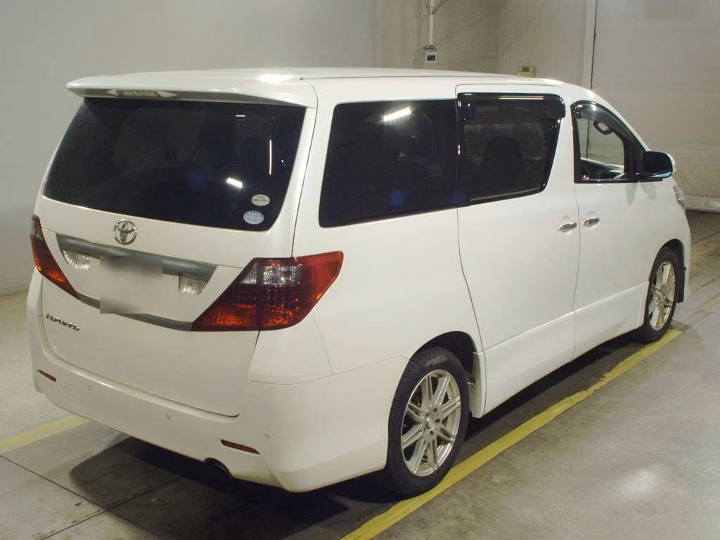 TOYOTA ALPHARD