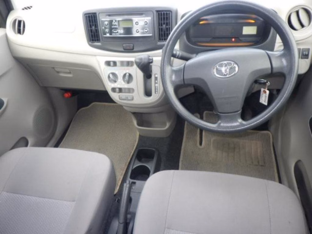 TOYOTA PIXIS EPOCH