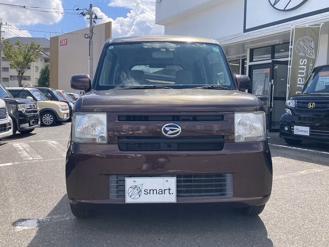 DAIHATSU MOVE CONTE