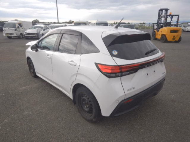 NISSAN NOTE