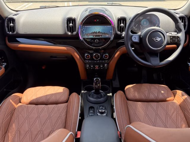 MINI CROSSOVER