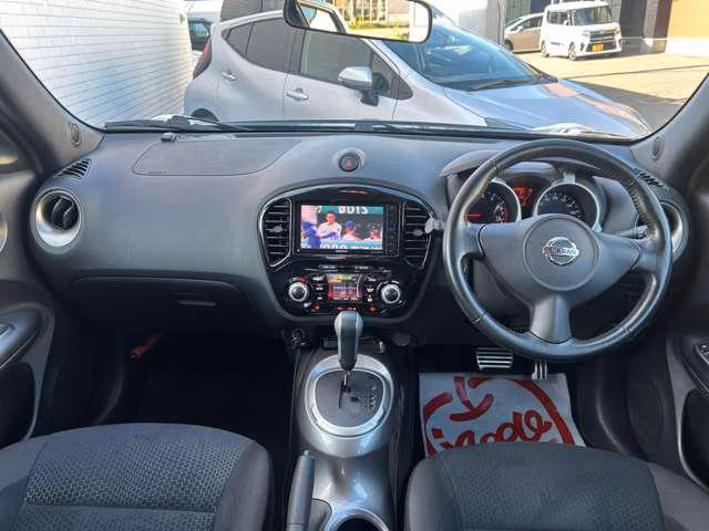 NISSAN JUKE