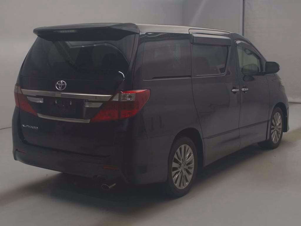 TOYOTA ALPHARD