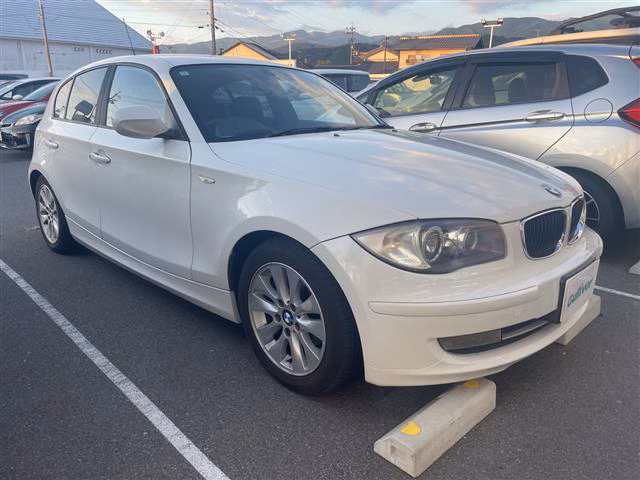 BMW 1-SERIES