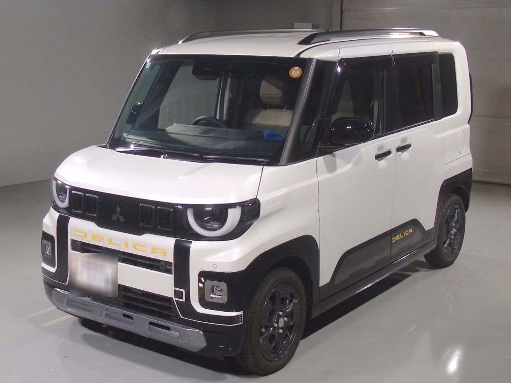 MITSUBISHI DELICA MINI