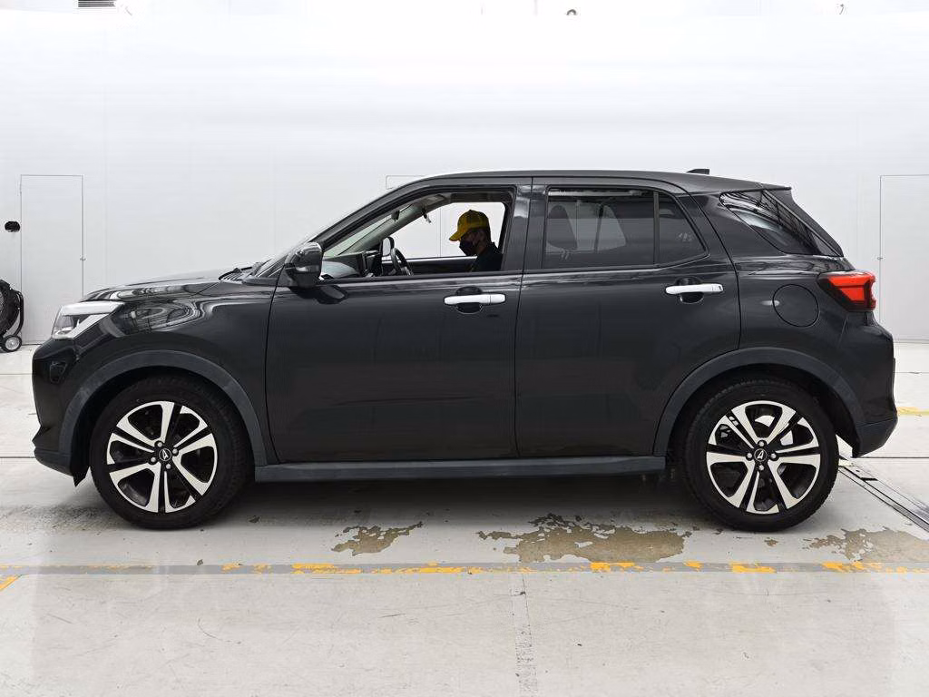 DAIHATSU ROCKY