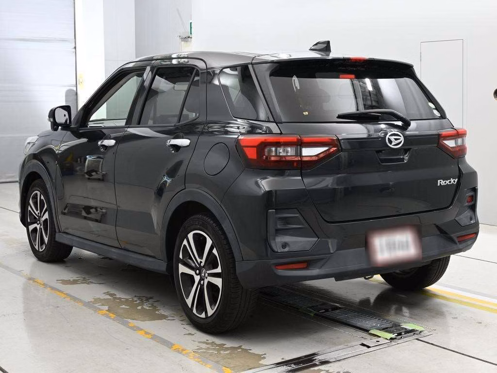 DAIHATSU ROCKY