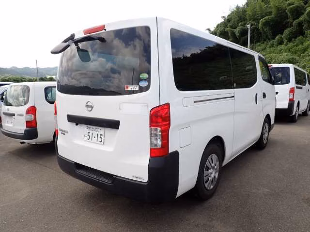 NISSAN NV350 CARAVAN