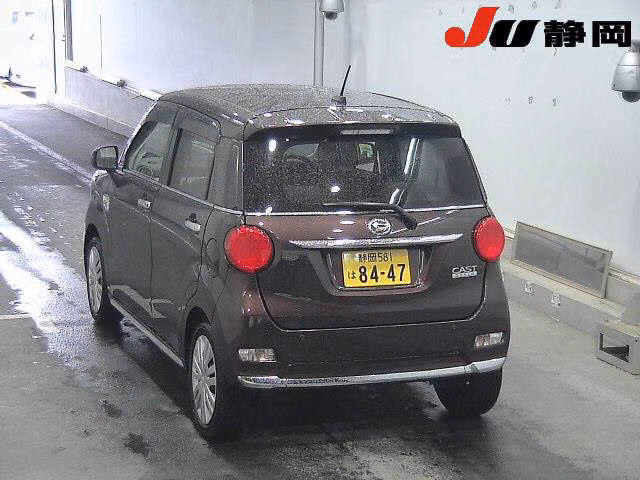 DAIHATSU CAST