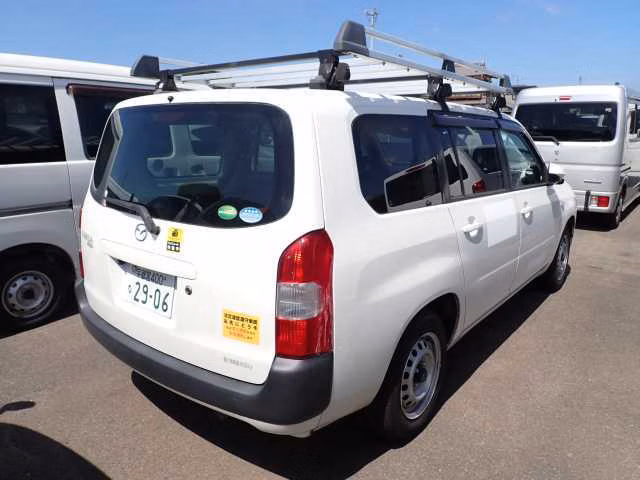 MAZDA FAMILIA