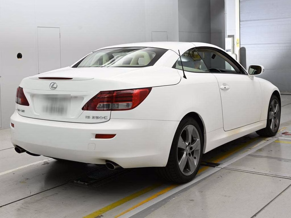 LEXUS IS250