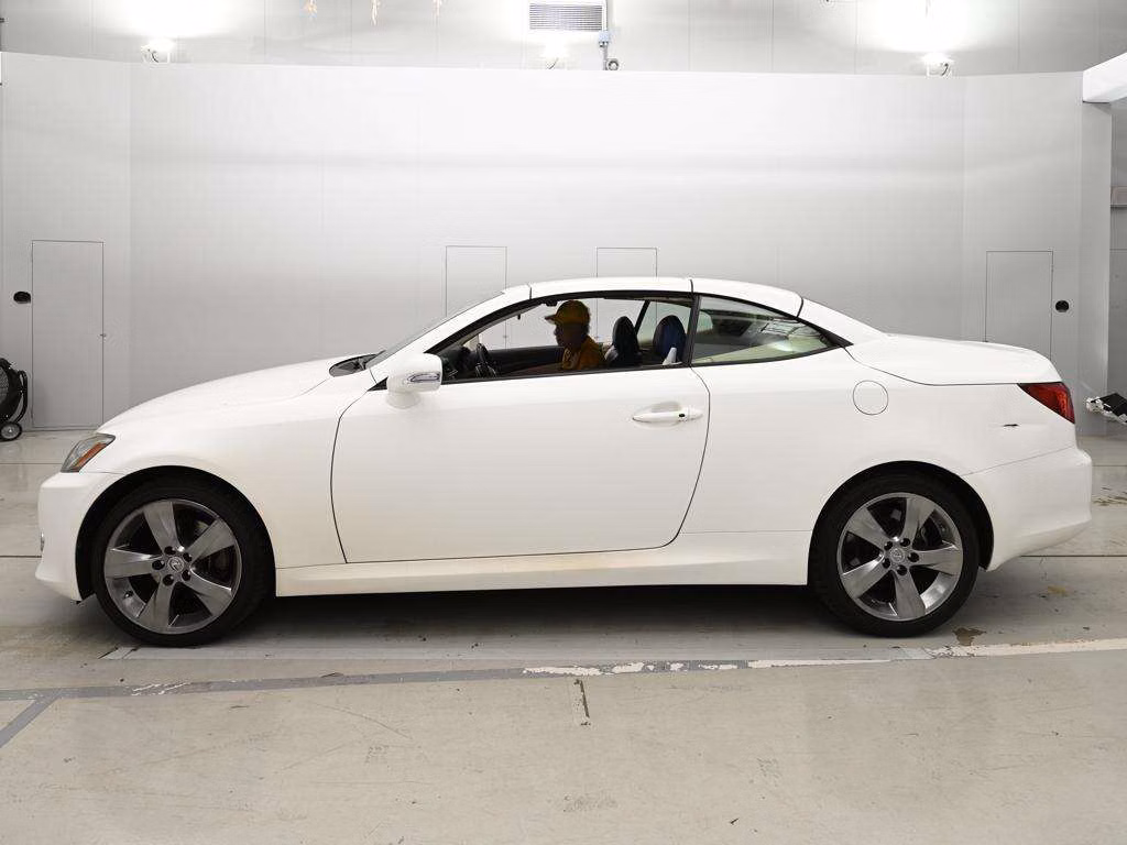 LEXUS IS250