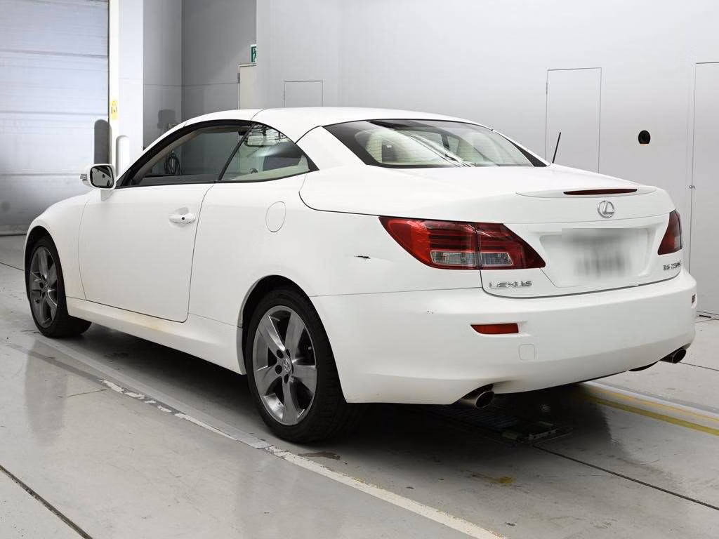 LEXUS IS250