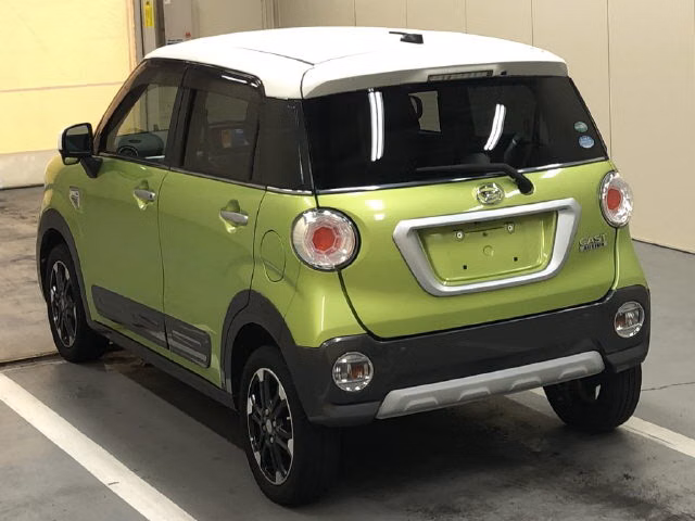 DAIHATSU CAST