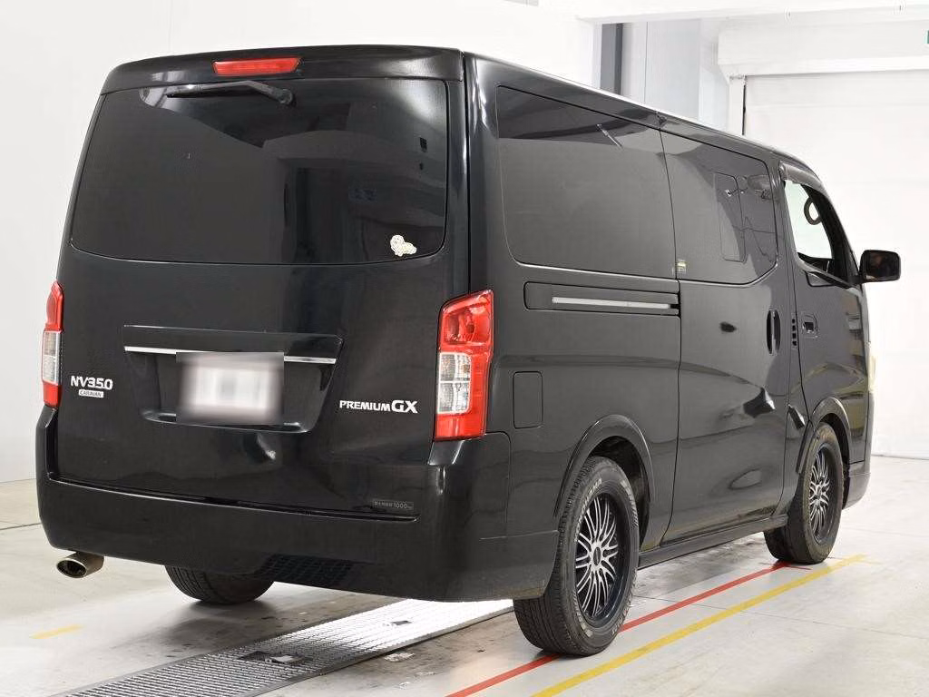 NISSAN NV350 CARAVAN