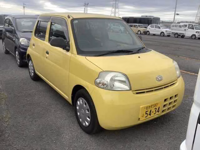 DAIHATSU ESSE
