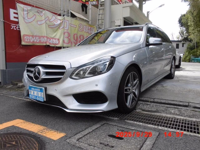 MERCEDES-BENZ E-CLASS